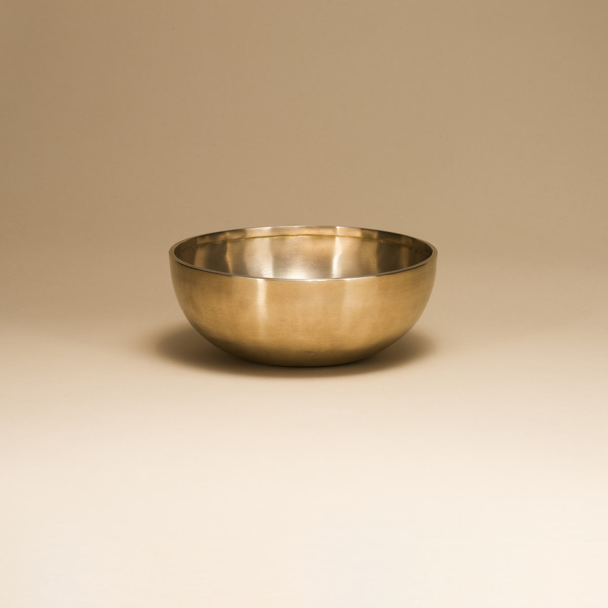 Peter Hess® Therapy Singing Bowl – Large Heart Bowl