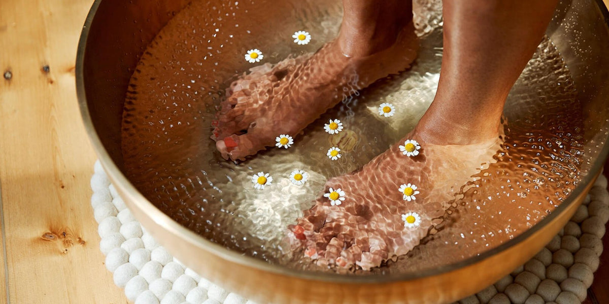Ätherische Öle mit Klängen und Meditation verbinden