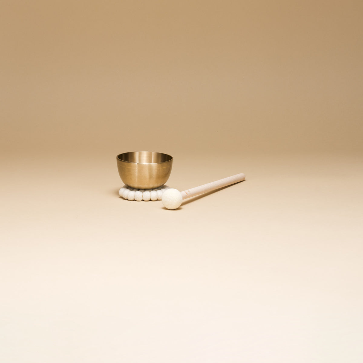 Peter Hess® Therapy Singing Bowl – Tiny Bowl Set