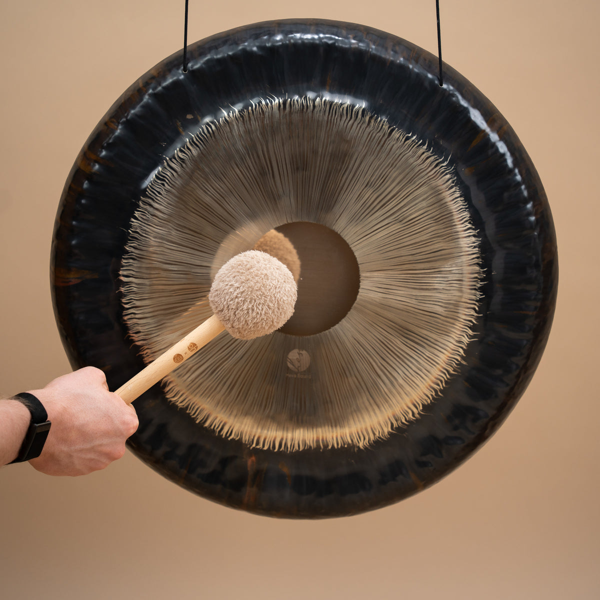 Hess Sound Gong – Luna